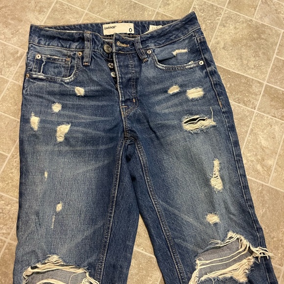 Garage Boyfriend Jeans - Picture 5 of 5